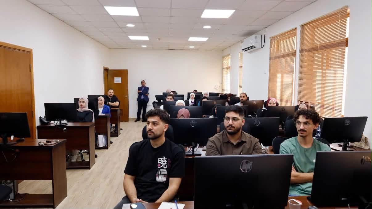 انطلاق المرحلة التدريبية الثالثة من برنامج «تكنو شباب ريادي» في مركز إعداد القيادات الشبابية