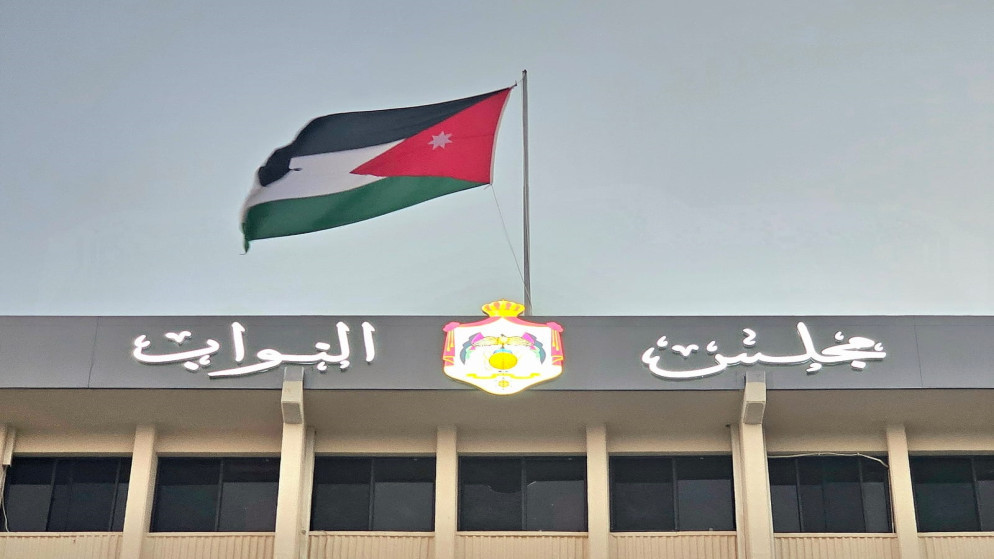 راصد: 44% من النواب يرون تحسن أداء الحكومة في عامها الثاني