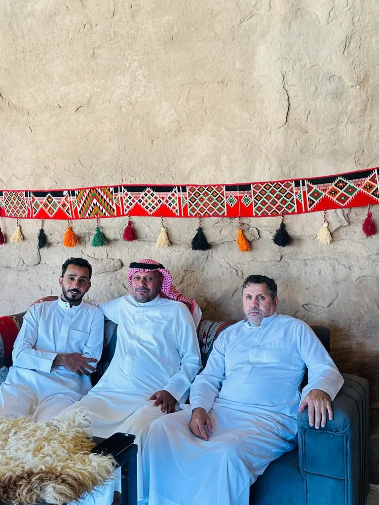 أصالة الصحراء وفخامة الضيافة.. مخيم نايل البدوي في الديسه نموذج فريد لحفظ التراث .. فيديو وصور