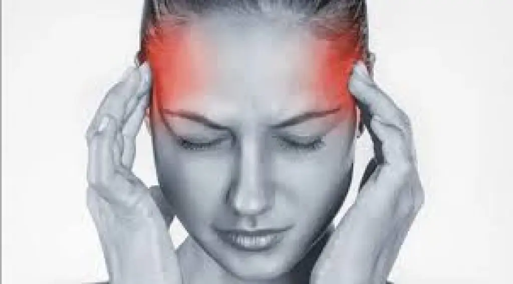 متى يتطلب الصداع عناية طبية عاجلة؟
