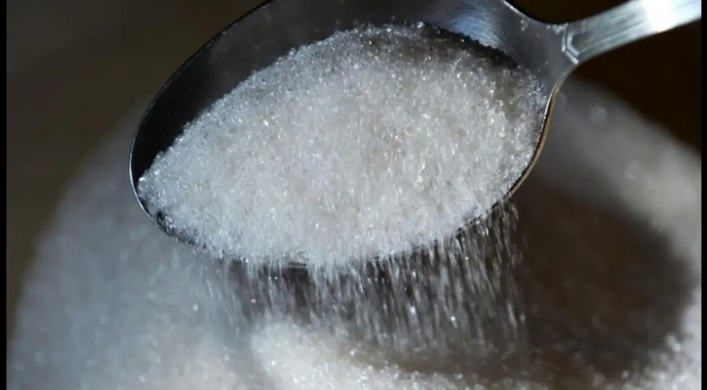 عوامل تجعل الإقلاع عن السكر أكثر صعوبة