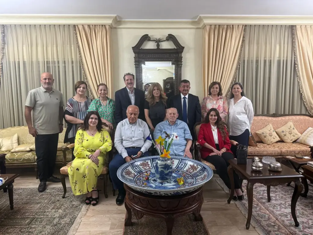 انتخاب اعضاءالهيئه الاداريه الجديده ل جمعيه الصداقه الاردنيه -الاندونيسيه
