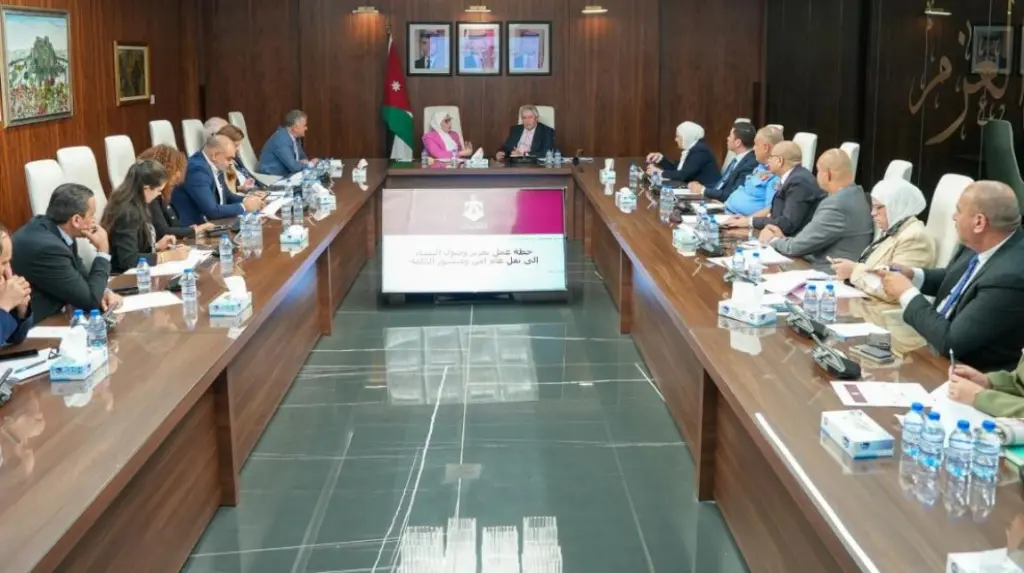 اللجنة الوزارية لتمكين المرأة تبحث خطة عملها