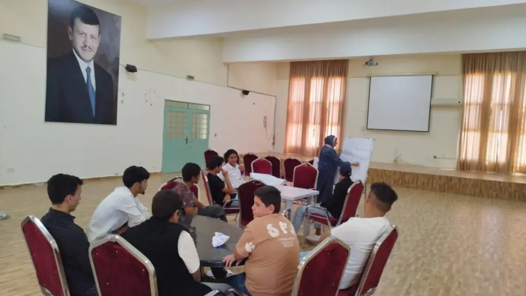 اختتام دورة تدريبية في اللغة الإنجليزية بمركز شباب فقوع