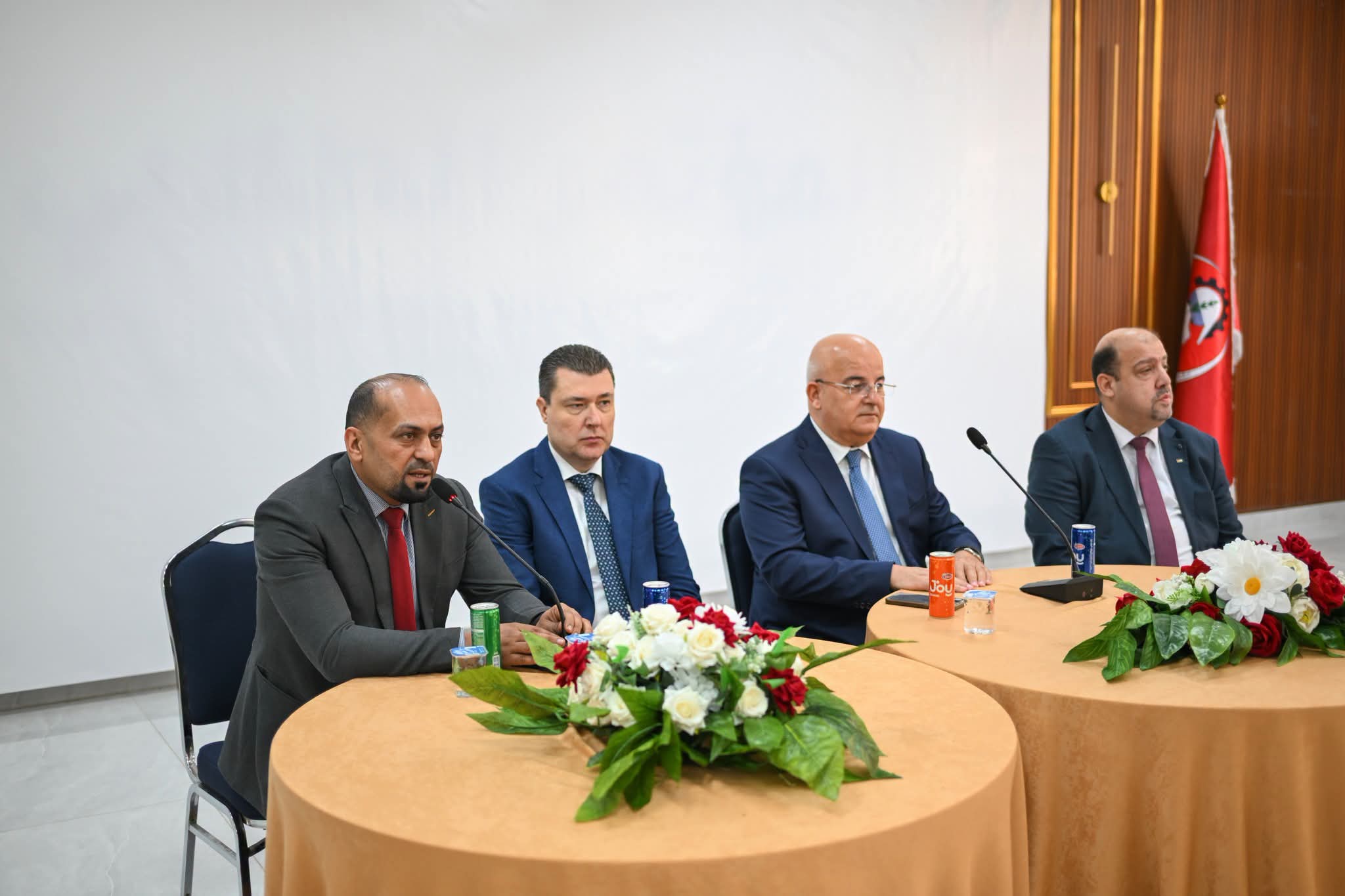 الحياري يثمّن جهود لجان التخريج ويؤكد أن النجاح ثمرة جامعة بأكملها