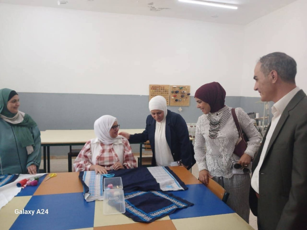 مديرة ثقافة البلقاء تزور مركز بيت سليم في منطقة الجوفة بلواء الشونة الجنوبية