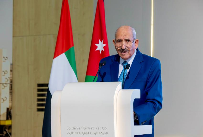 الملك وولي عهد أبوظبي يشهدان وضع حجر الأساس لمشروع سكة حديد العقبة - معان