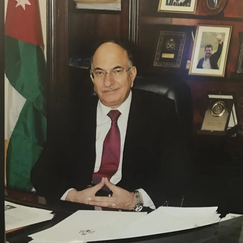 وزير الداخلية الأسبق قفطان المجالي يُبرق إلى "القلعة نيوز" بإطلاق حلّتها الجديدة باللغتين العربية والإنجليزية