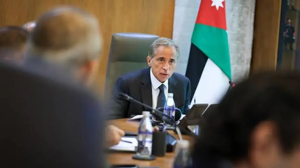 أطباء الجلدية وجراحة التجميل يرفضون مشروع قرار "التدريب الموازي" ويطالبون رئيس الوزراء بالتدخل