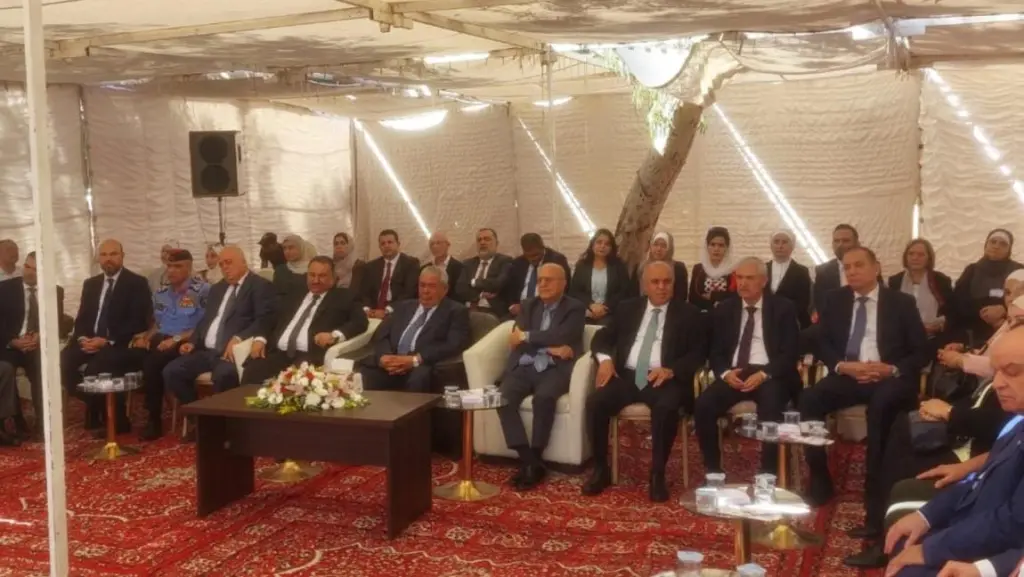 الروابدة يفتتح "حديقة الأمير الحسن بن طلال للعلوم" في إربد