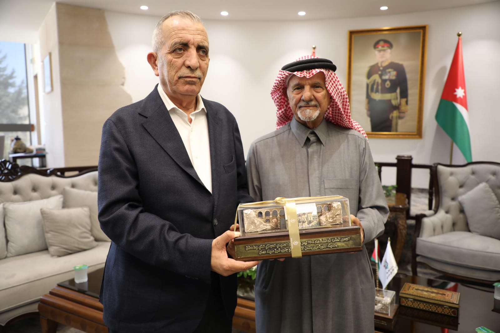 وزير الثقافة يلتقي المفكر والأكاديمي العربي الدكتور محمد المسفر