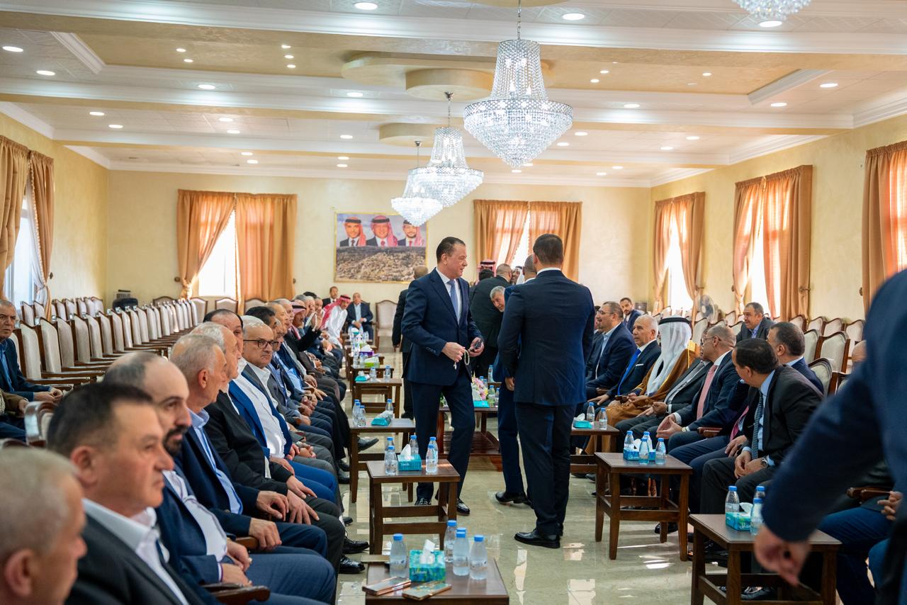 عشيرتا أبو تاية والدباس تتبادلان آيات المحبة والأصالة .. جاهة النقيب سيف زيد مشهور زعل أبو تاية