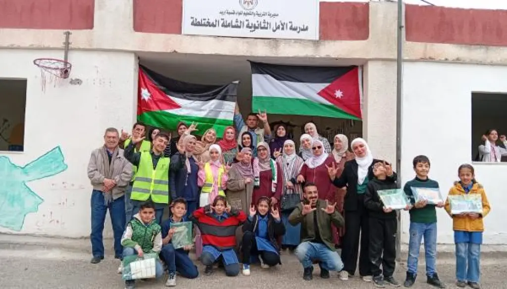 هيئة شباب كلنا الأردن – إربد تحتفل بيوم البيعة وعيد ميلاد جلالة الملك بمشاركة فعّالة من الطلبة