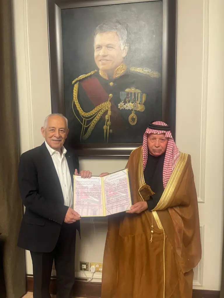 العيسوي يستقبل شيخ عشيرة البري ويستلم بيان ولاء وتأييد للقيادة الهاشمية نيابة عن الملك