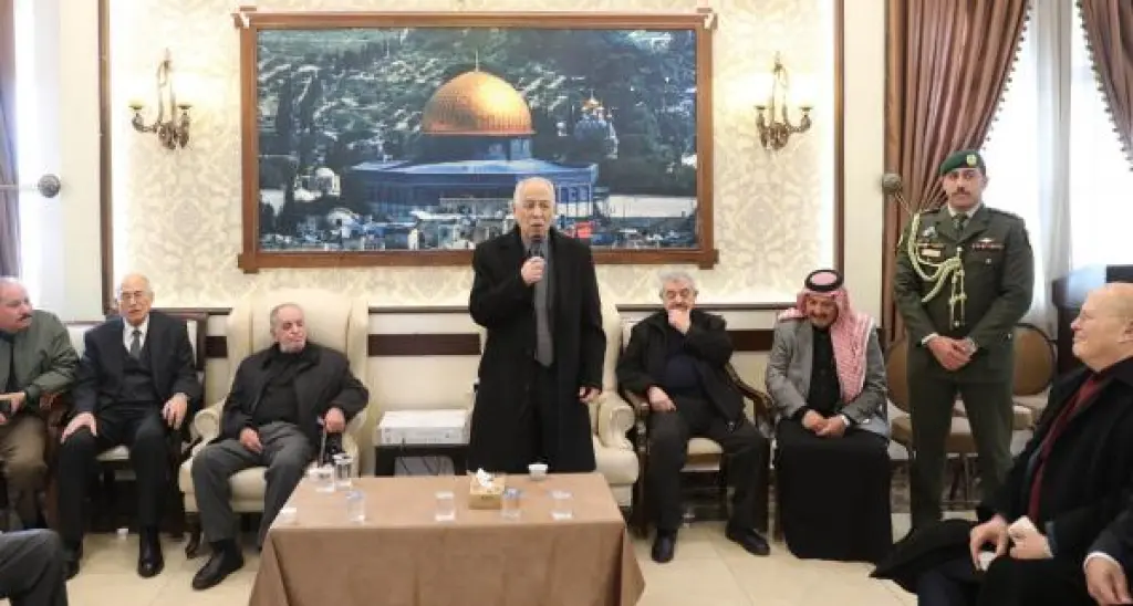 العيسوي ينقل تعازي الملك وولي العهد لعشيرة المجالي