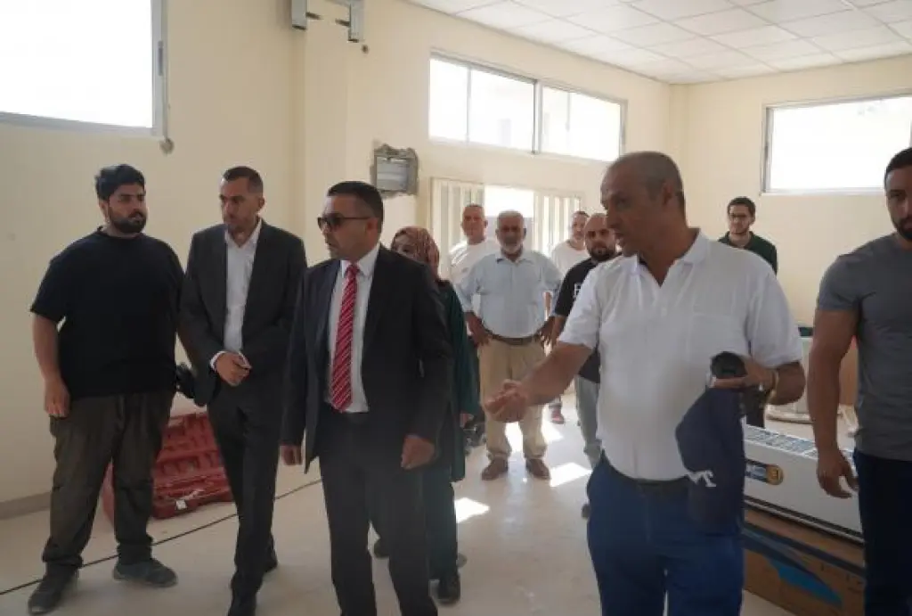 العواودة يتفقد جاهزية مدرسة الحزام الثانوية المهنية