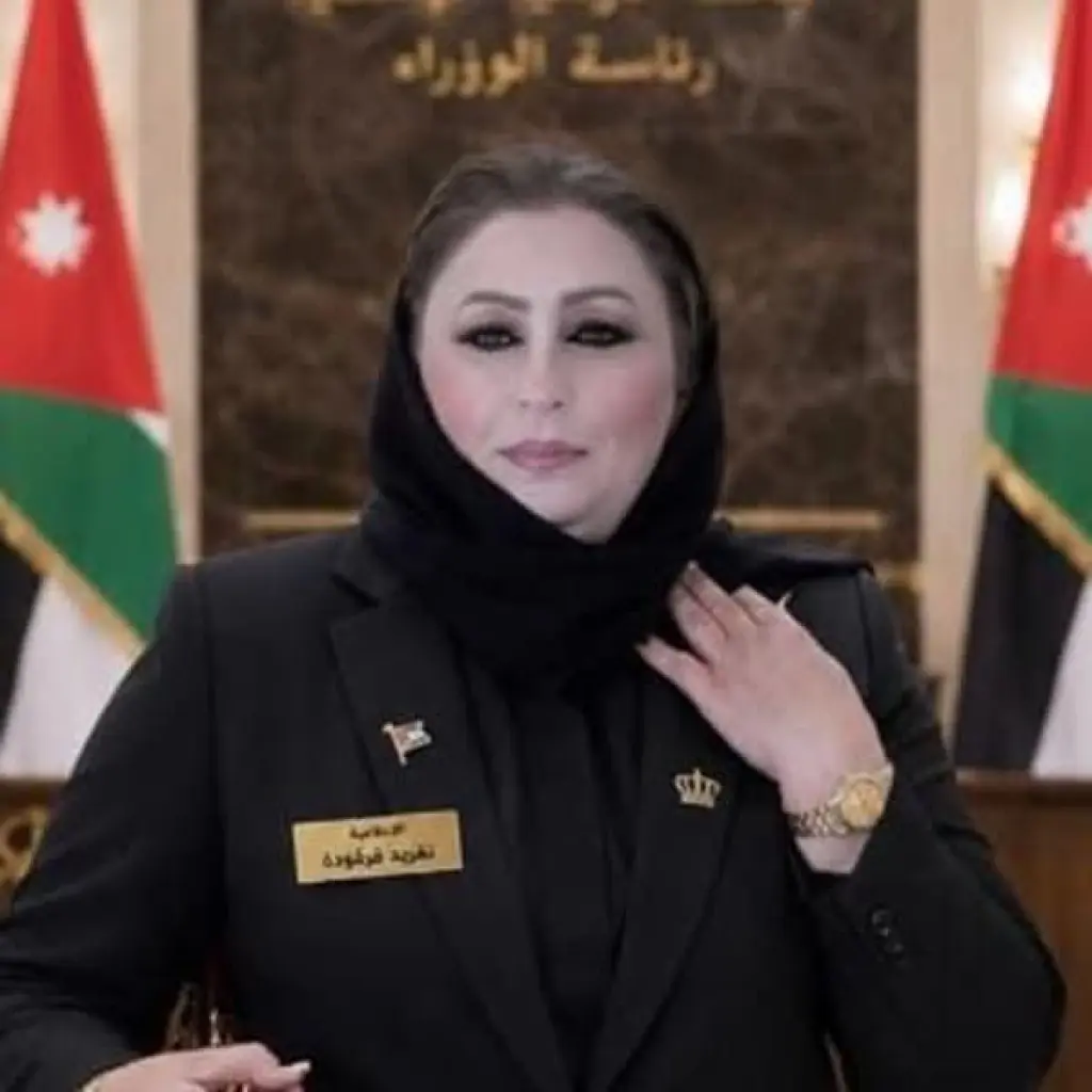 تغريد قرقودة.. نجمة الإعلام
