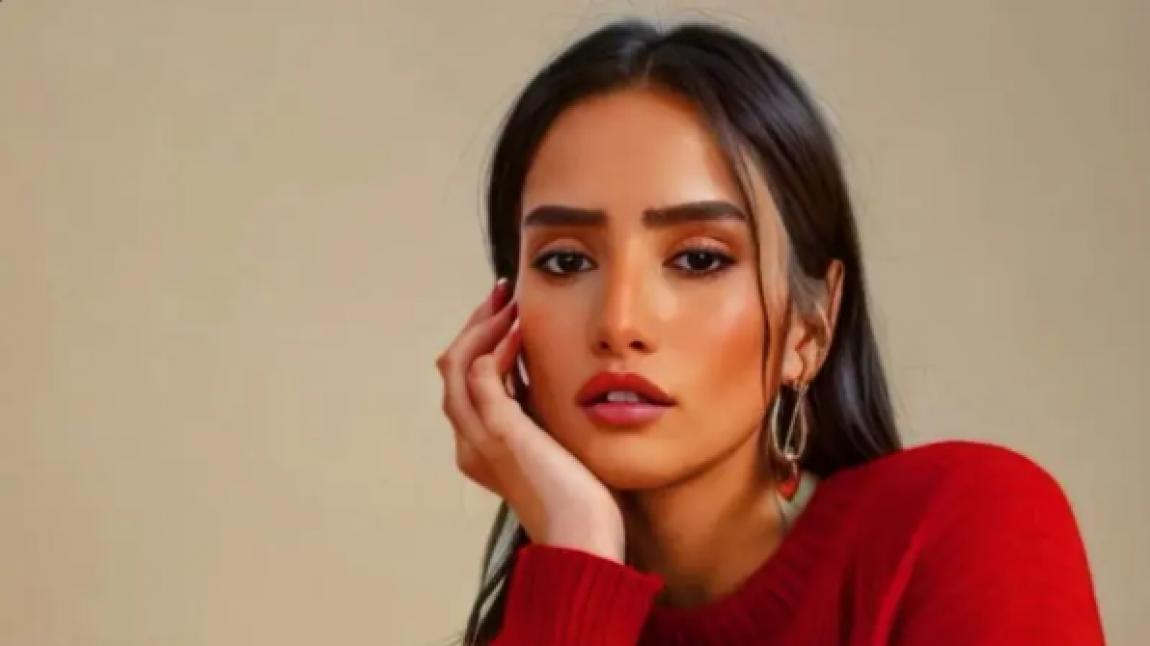 زينة تكشف سراً عن شيرين .. وتفاصيل غير معروفة عن أزمتها الصحية