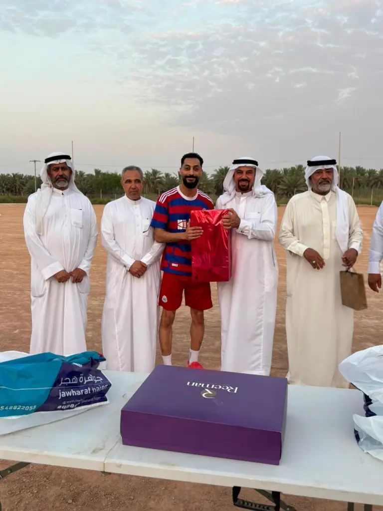 فريق الريان بالأحساء كرم المميزين وأحتفى بالعريس وكرم المدرب السابق