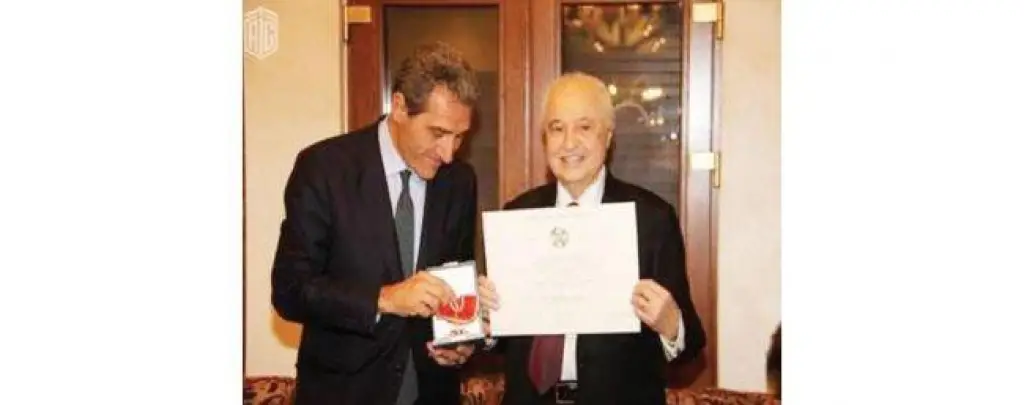 الرئيس الايطالي يمنح أبوغزاله وسام شرف «نجمة إيطاليا» برتبة قائد
