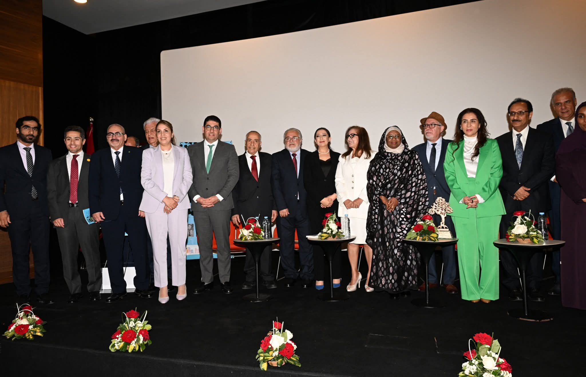 غنيمات تشارك في احتفالية تسليم جائزة الأركانة العالمية للشعر 2026 بالمغرب