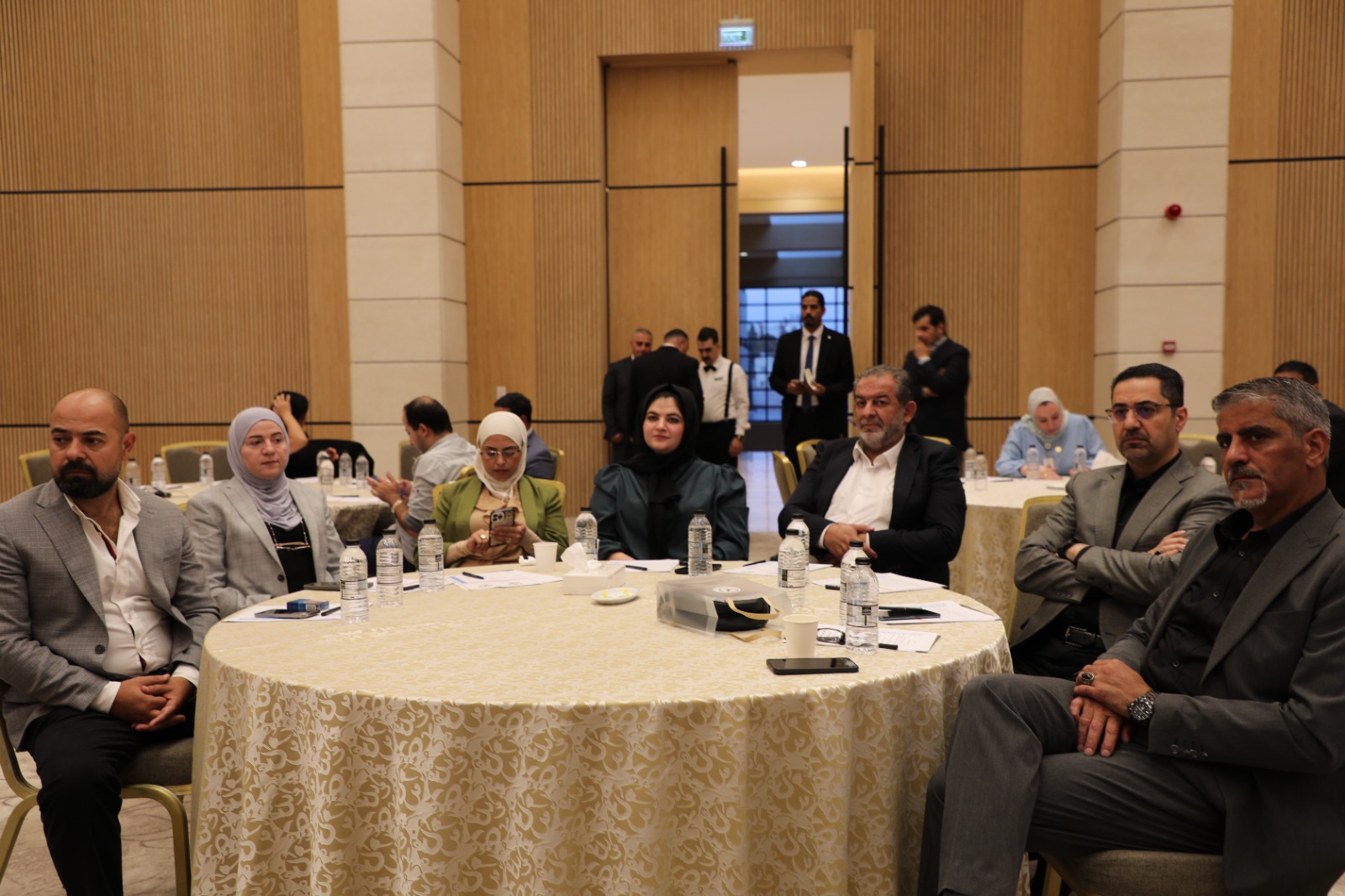 العودات يرعى إشهار الأكاديمية الحزبية لحزب المحافظين الأردني