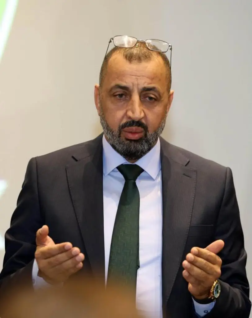 الدميسي يعلن الانسحاب من دعم الوحدات