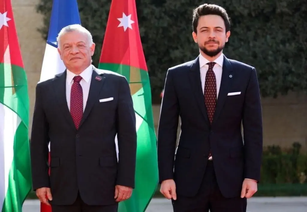 الشيخ فيصل عودة المقيبل السرحان يهنئ الملك وولي العهد بحلول شهر رمضان المبارك
