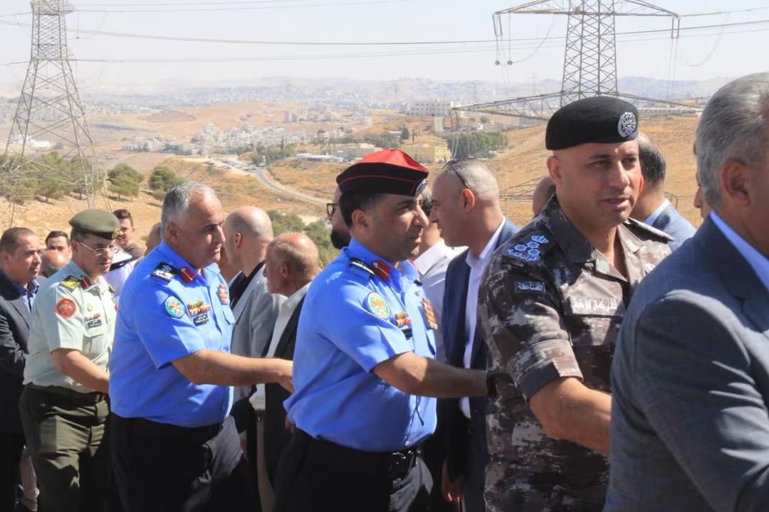 الأمن العام يشارك في تشييع جثمان والدة العميد نبيل المبيضين