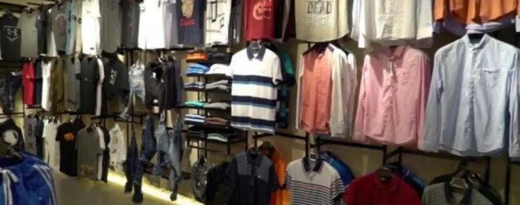 20 %نسبة تراجع نشاط قطاع الألبسة والأحذية العام الحالي