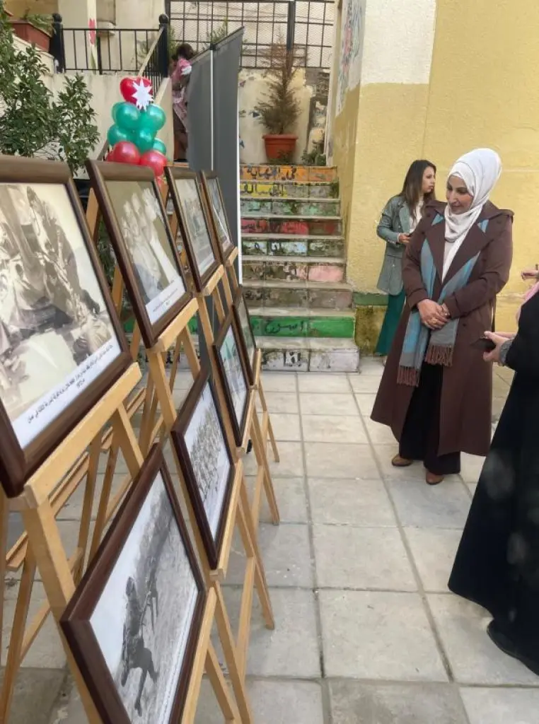المكتبة الوطنية تقيم معرضاً للصور الوثائقية بعيد ميلاد الملك