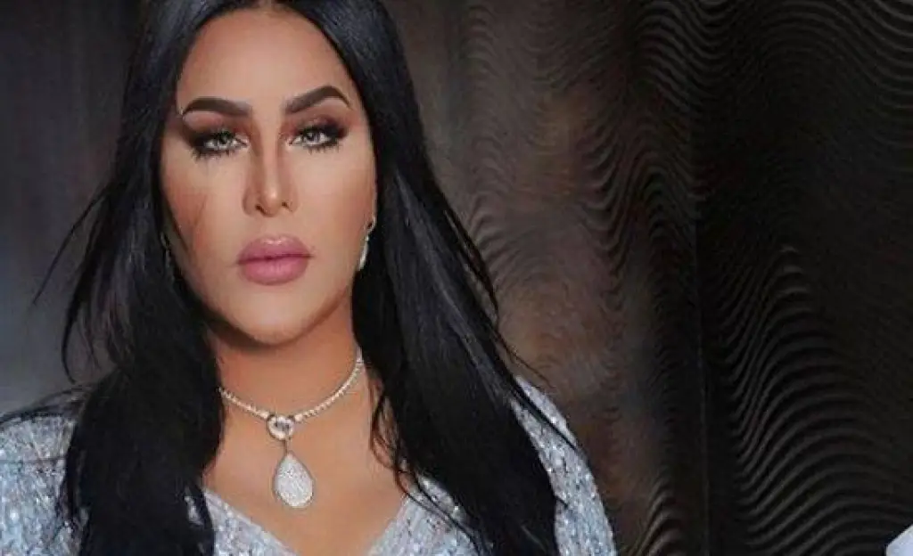شاهد بالفيديو .. أحلام ترد على شاب غازلها دون معرفة هويتها