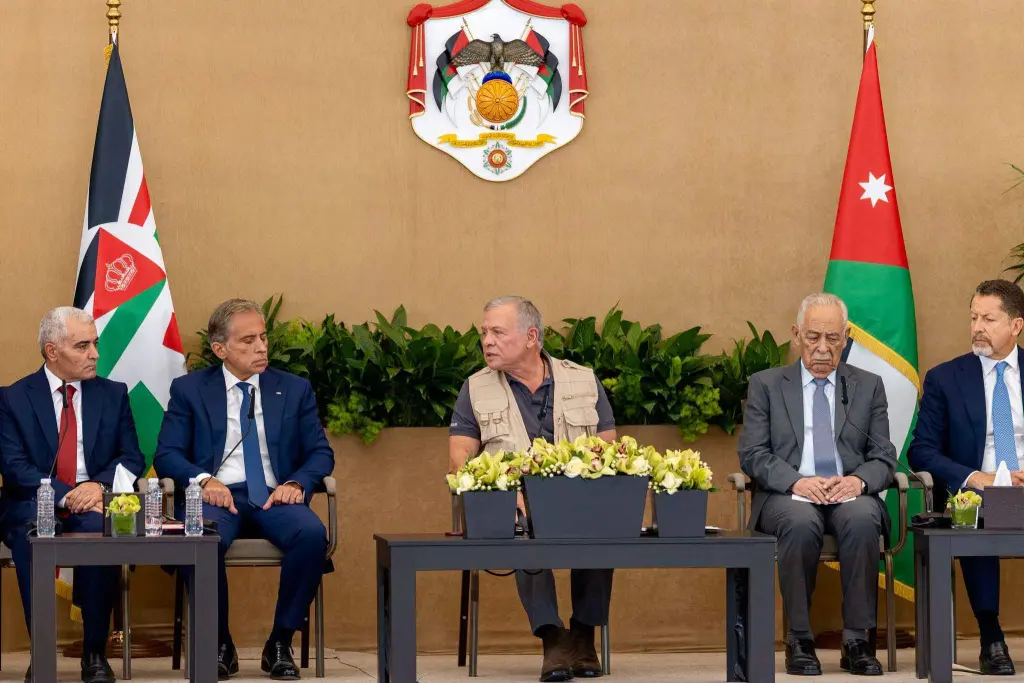 اللقاءات الملكية بالمحافظات بين الاستماع والإنجاز…