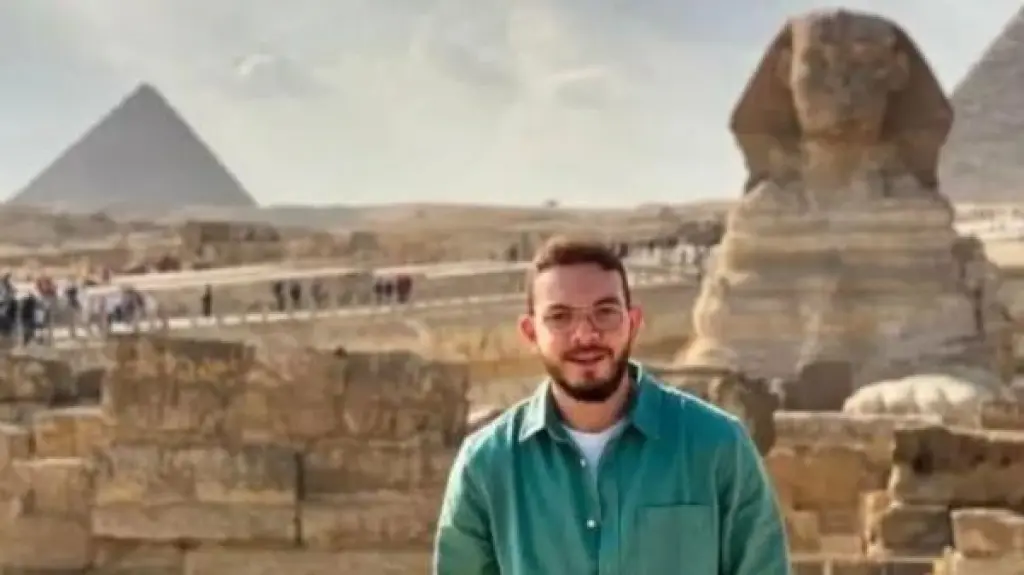 خطوبة ملك أحمد زاهر من نجل الإعلامي عمرو الليثي