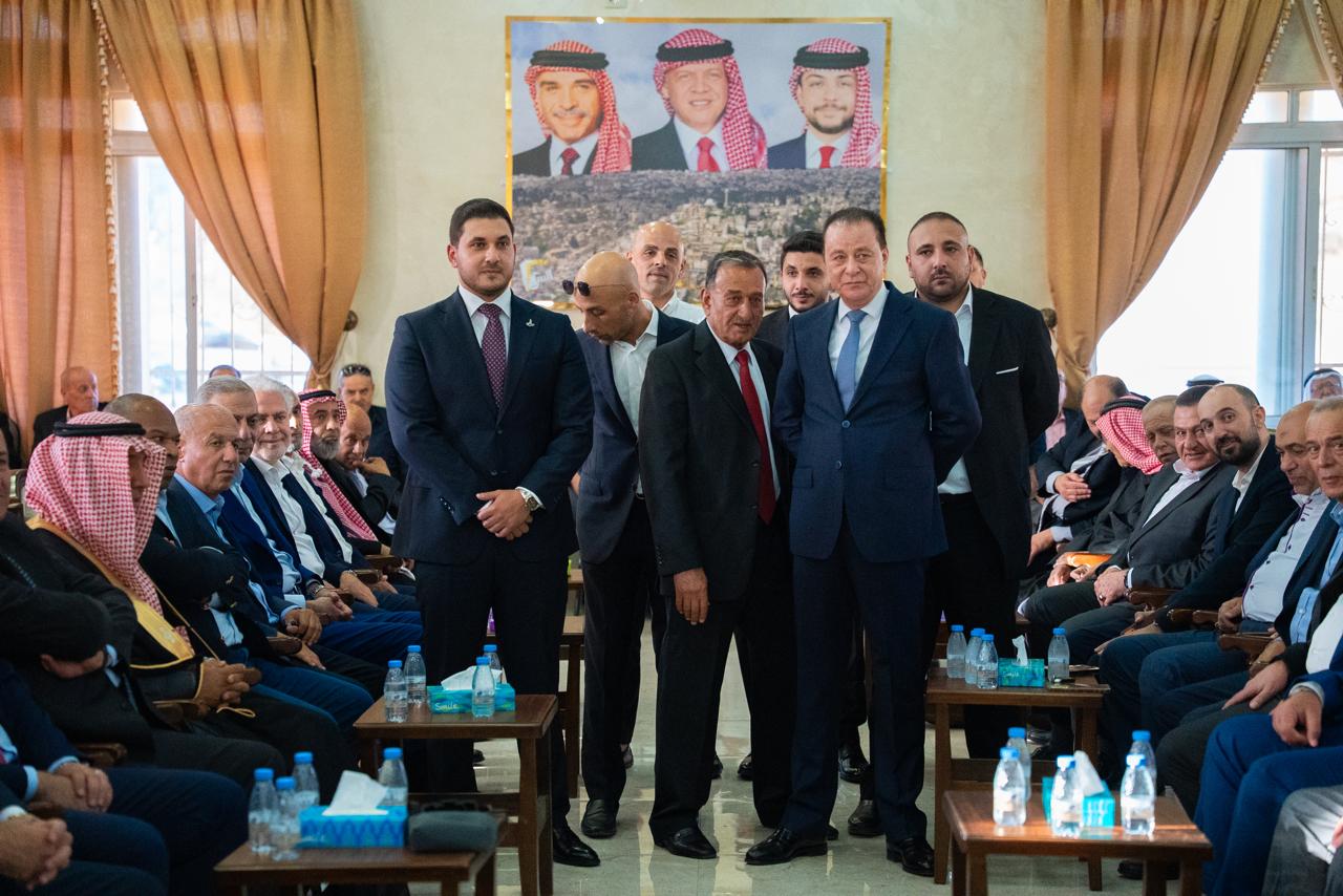 عشيرتا أبو تاية والدباس تتبادلان آيات المحبة والأصالة .. جاهة النقيب سيف زيد مشهور زعل أبو تاية