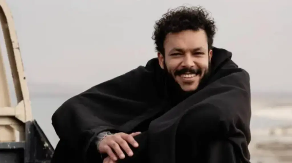 "اعذر جهلي يا شيخ" .. ويجز يعتذر عن عبارة من حديث شريف