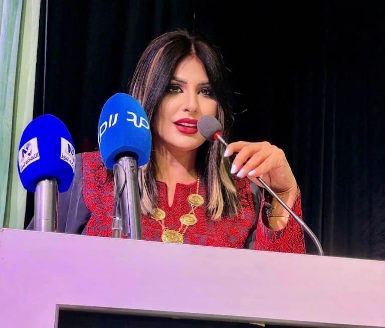 سيادة على المسرح وتقدير دولي : هاجر شاهين الرقم الصعب الذي صنع الحدث في "مهرجان السلام السينمائي"