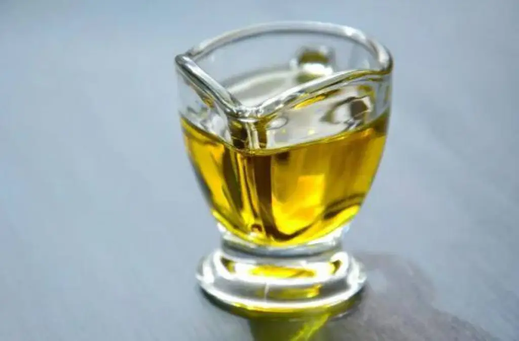 العسل والزبدة وزيت الزيتون .. خطوات منزلية لكشف غش المنتجات الغذائية