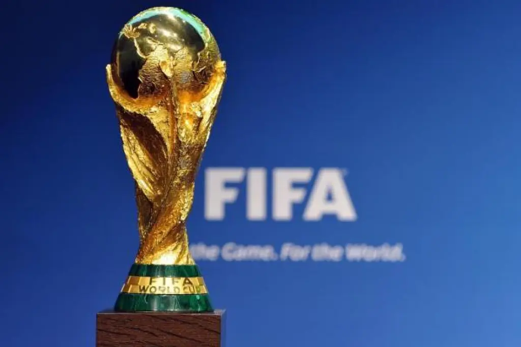 الفيفا يحظر بيع الكحول في محيط ملاعب مونديال قطر