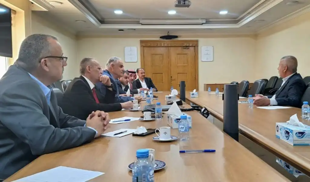 إضاءات على زيارة وزارة الطاقة والثروة المعدنية
