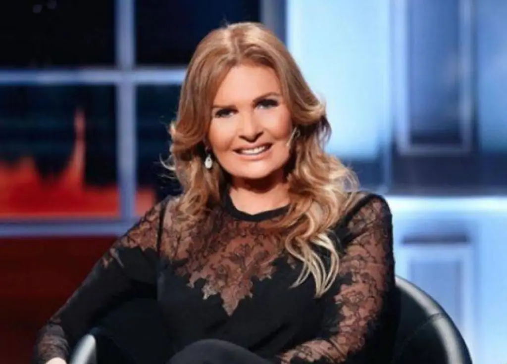 شاهد .. يسرا تجيب على أسئلة جرئية - فيديو