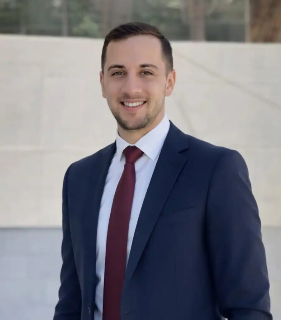 الدكتور بزبز - يكتب: شموخ الأبطال، ذكرى المحاربين القدامى تجسد روح الأردن.