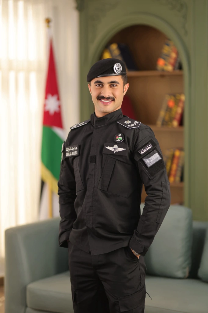 الملازم جواد جهاد الشوابكة مبارك التخرج