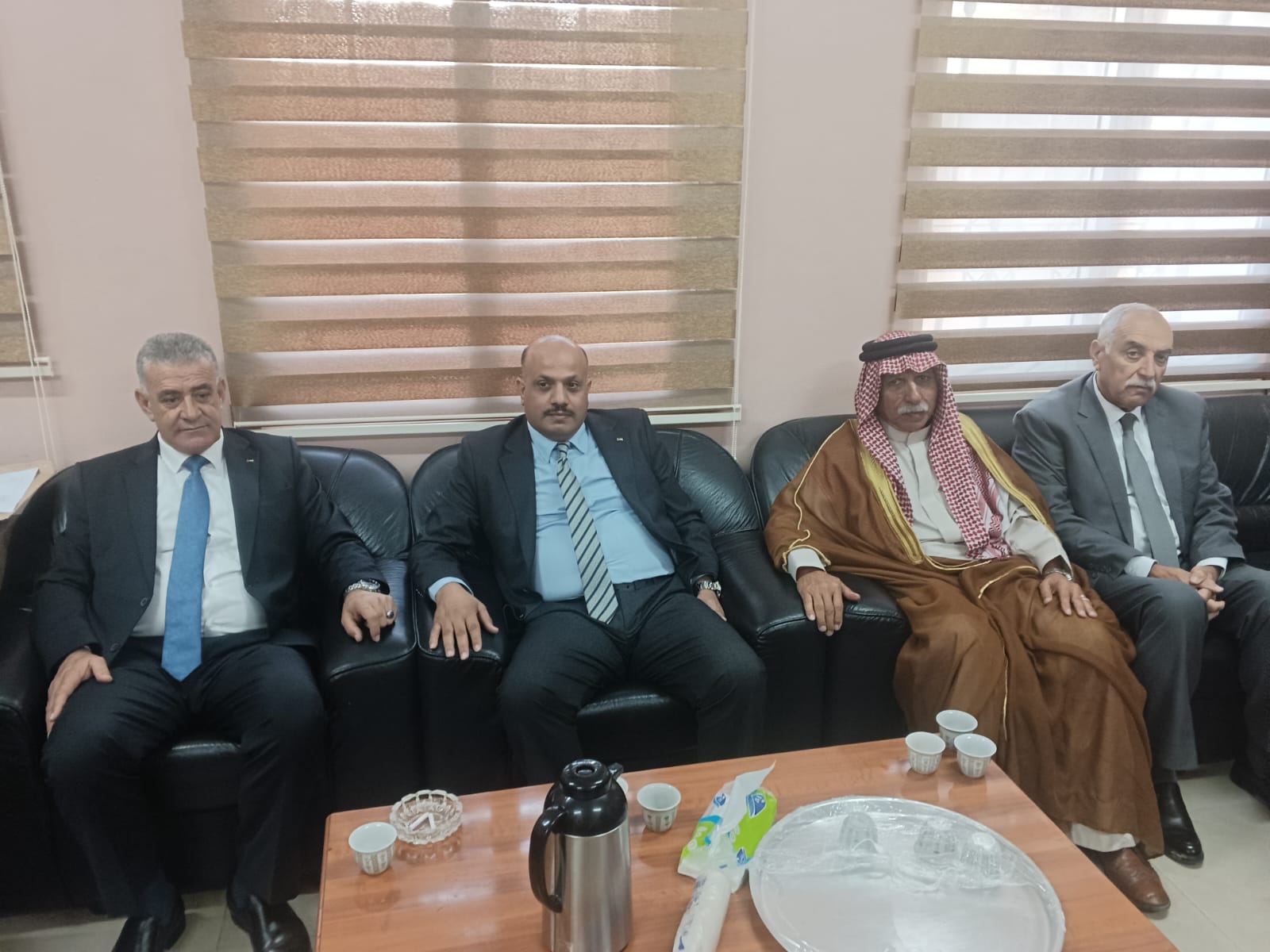 مندوبا عن الرواشدة... العياصرة يفتتح مخيم شباب الفحيص الخامس.. الشباب يصنعون المستقبل