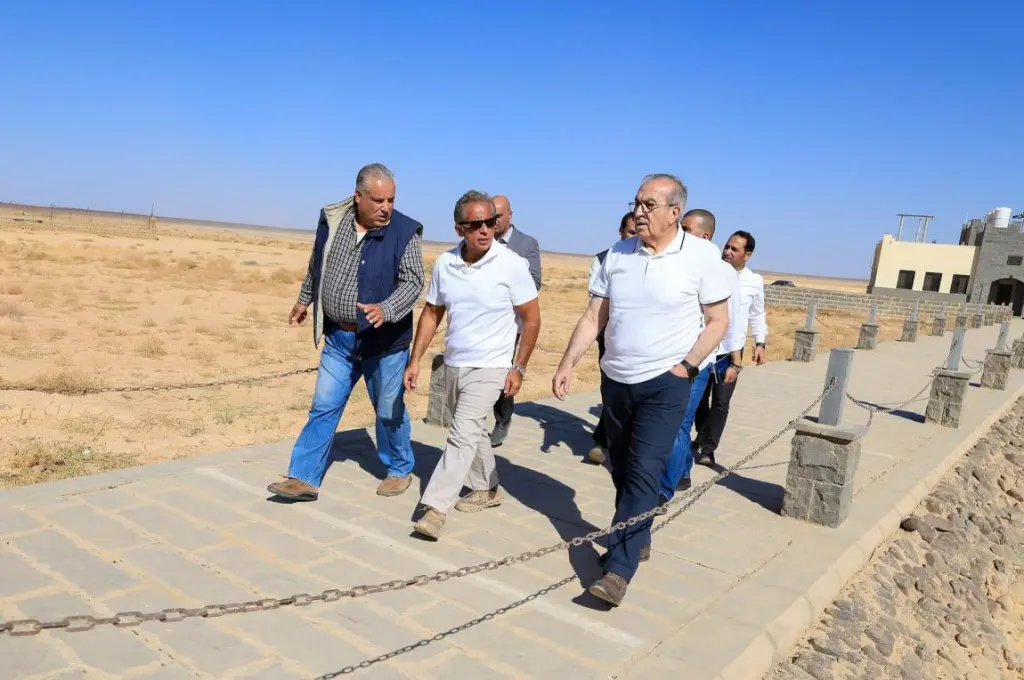 رئيس الوزراء: في شرق الأردن إرثٌ نعتزّ به