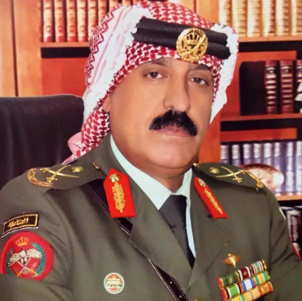 في ظلال الاستقلال