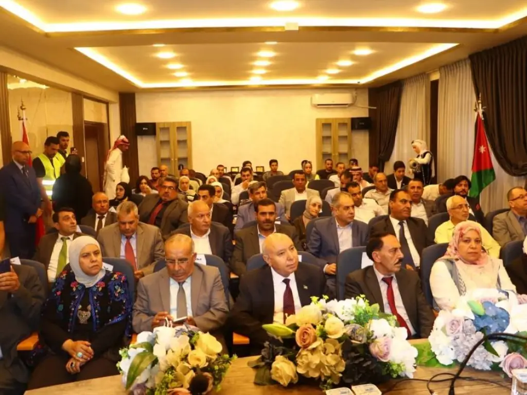 كلية العلوم الاجتماعية في جامعة مؤتة تنظّم يومها العلمي وتفتتح مرافق جديدة بحضور أكاديمي مميز