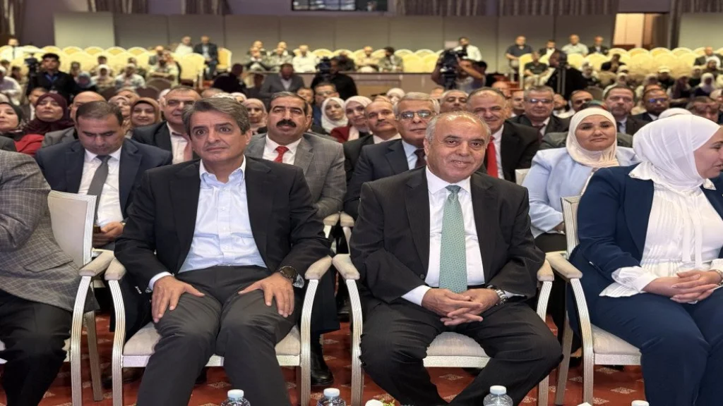 خلال رعايته حفل التكريم السنوي بمناسبة يوم المعلم .. وزير التربية  محافظة يكرم  13 معلما ومعلمة من مختلف محافظات المملكة