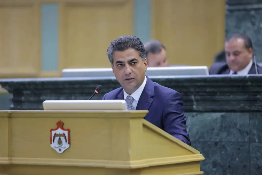 الخصاونة يكتب : إربد والزرقاء.. محافظات مليونية تبحث عن أمانة كبرى
