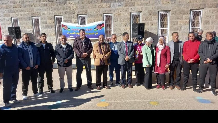 انطلاق فعاليات سباق الضاحية للاناث في مدرسة الحرش بالبادية الغربية